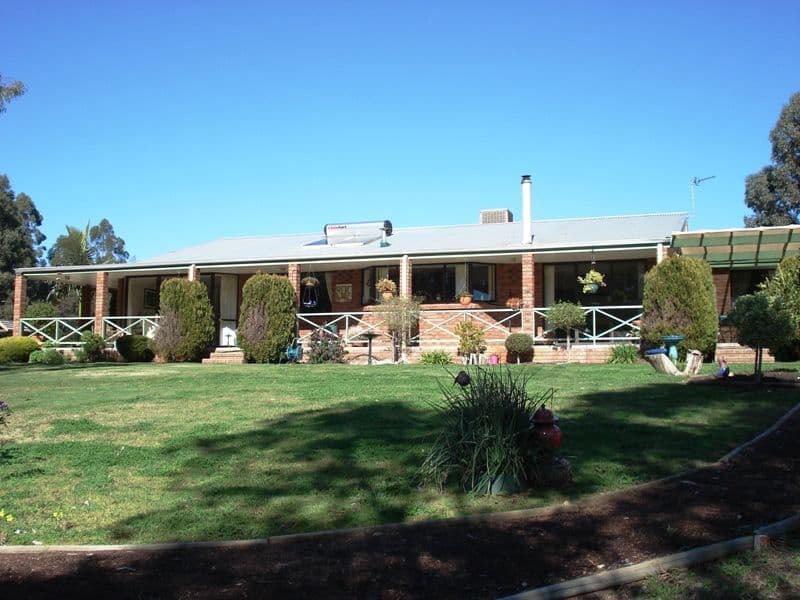 18 Gowrie Junction Road GOWRIE JUNCTION, QLD, Gowrie Junction - Image 1