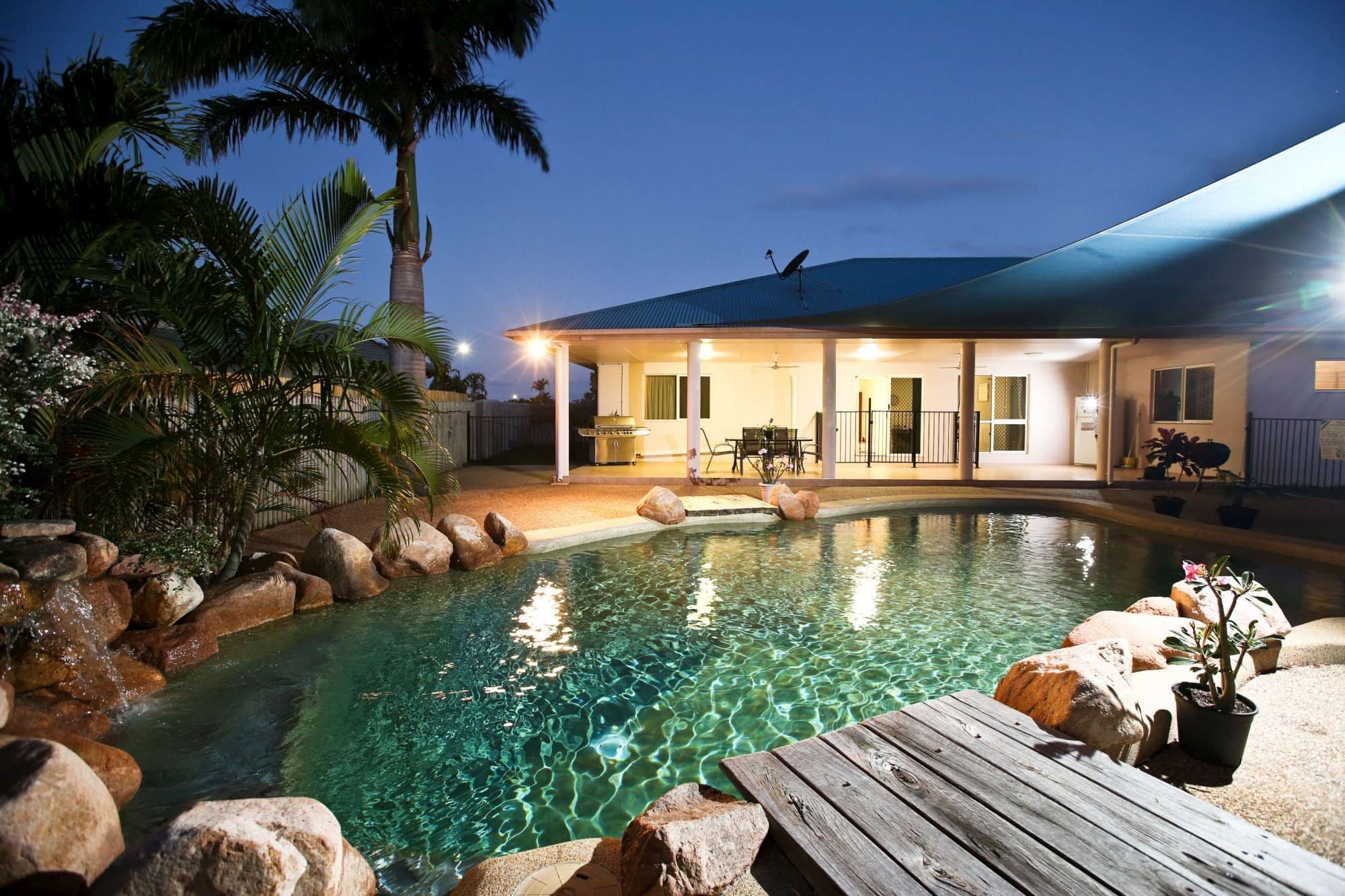 1 Wynberg Drive, ANNANDALE QLD 4814, Annandale - Image 1