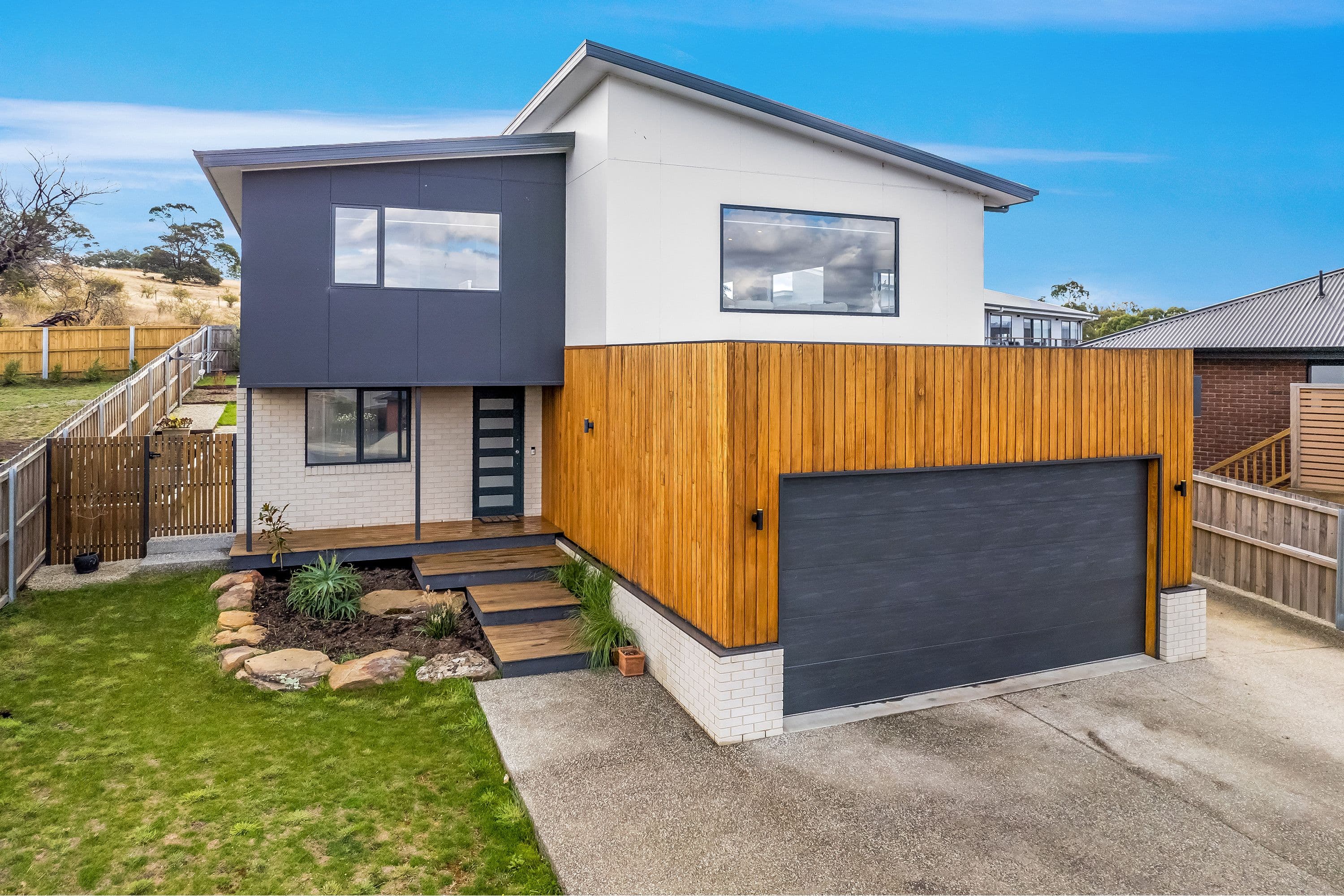 12 Laona Crescent, Granton TAS 7030, Granton - Image 1