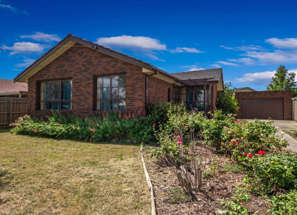 44 Gillespie Road, St Albans VIC 3021, St Albans - Image 1