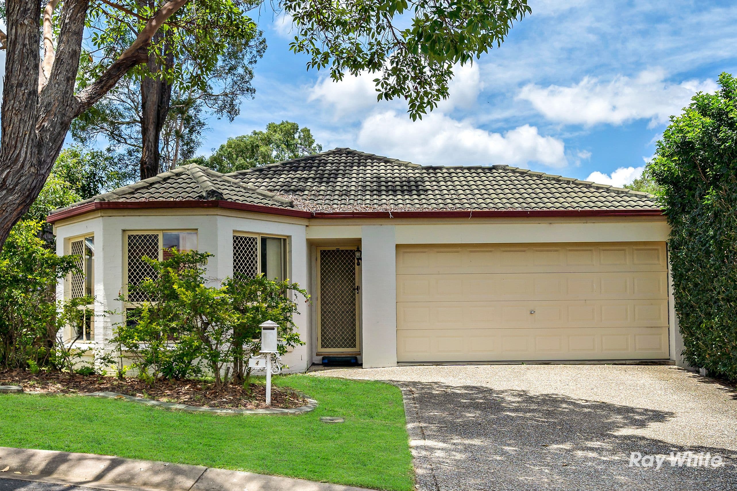 4 Mingela Place, Forest Lake QLD 4078, Forest Lake - Image 1