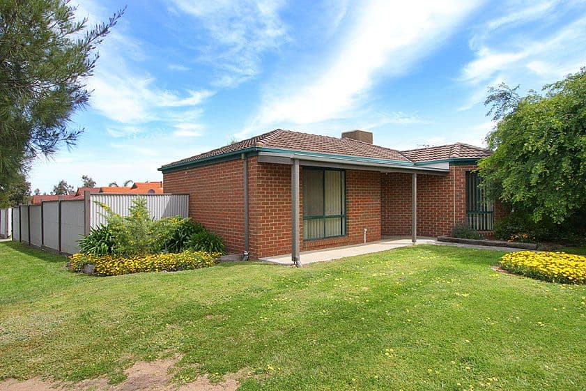 6 Tulloch Way, ROXBURGH PARK VIC 3064, Roxburgh Park - Image 1