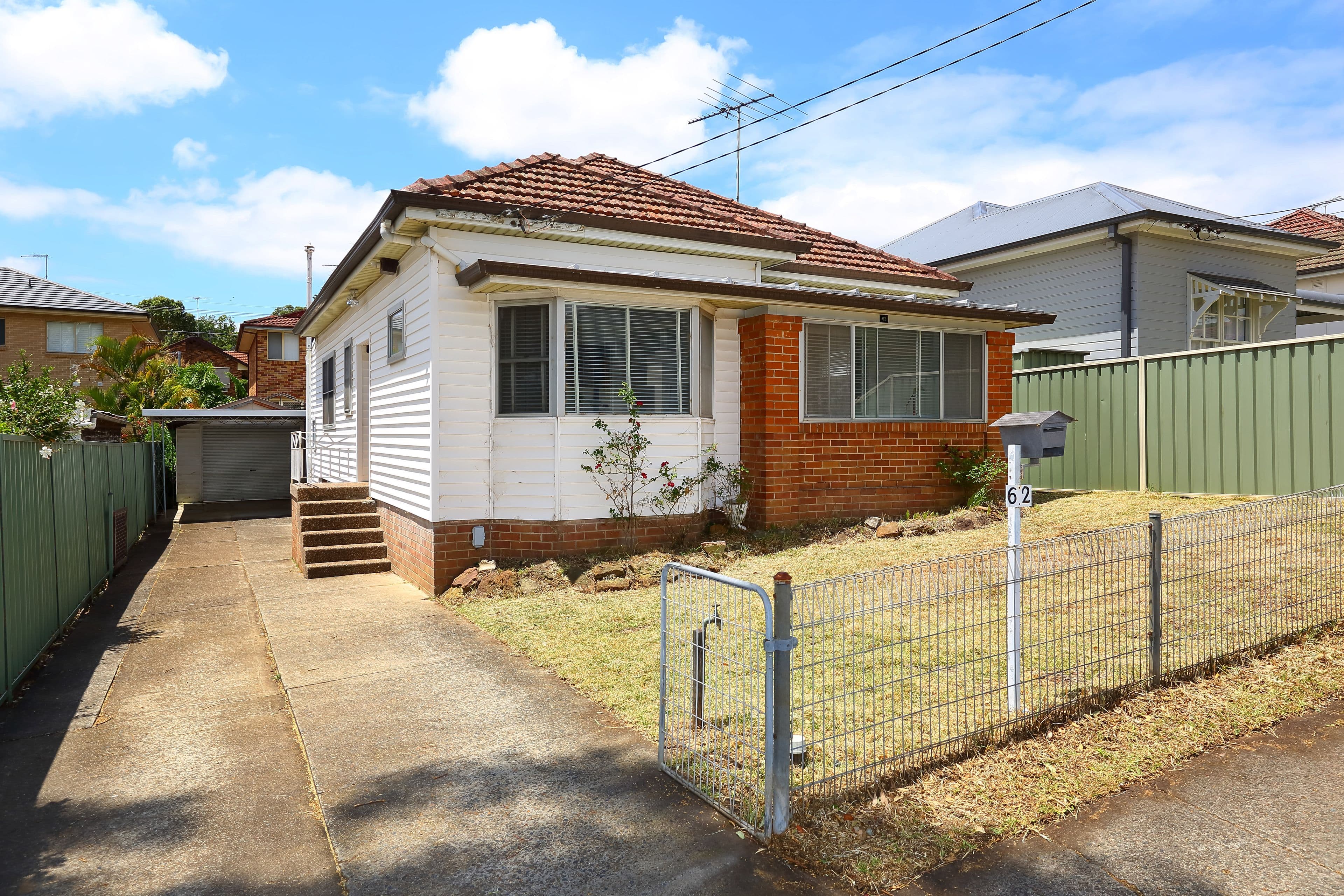62 Villiers Avenue, Mortdale - Image 1