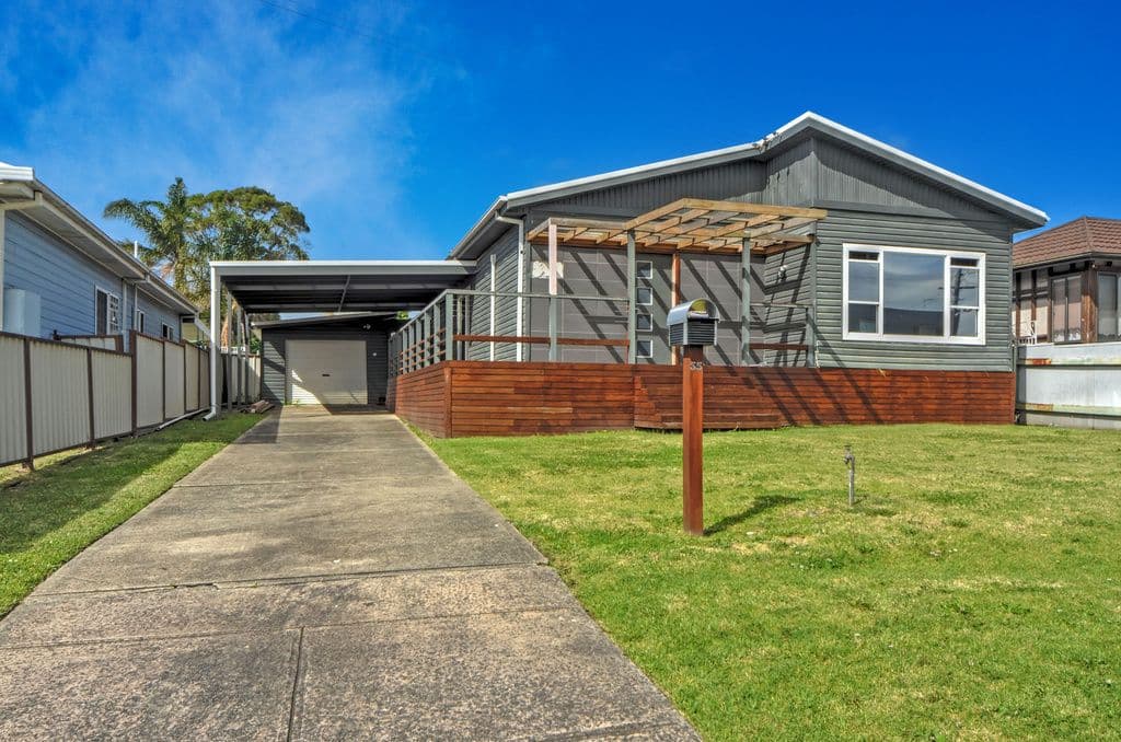 55 Addison Avenue, Lake Illawarra - Image 1
