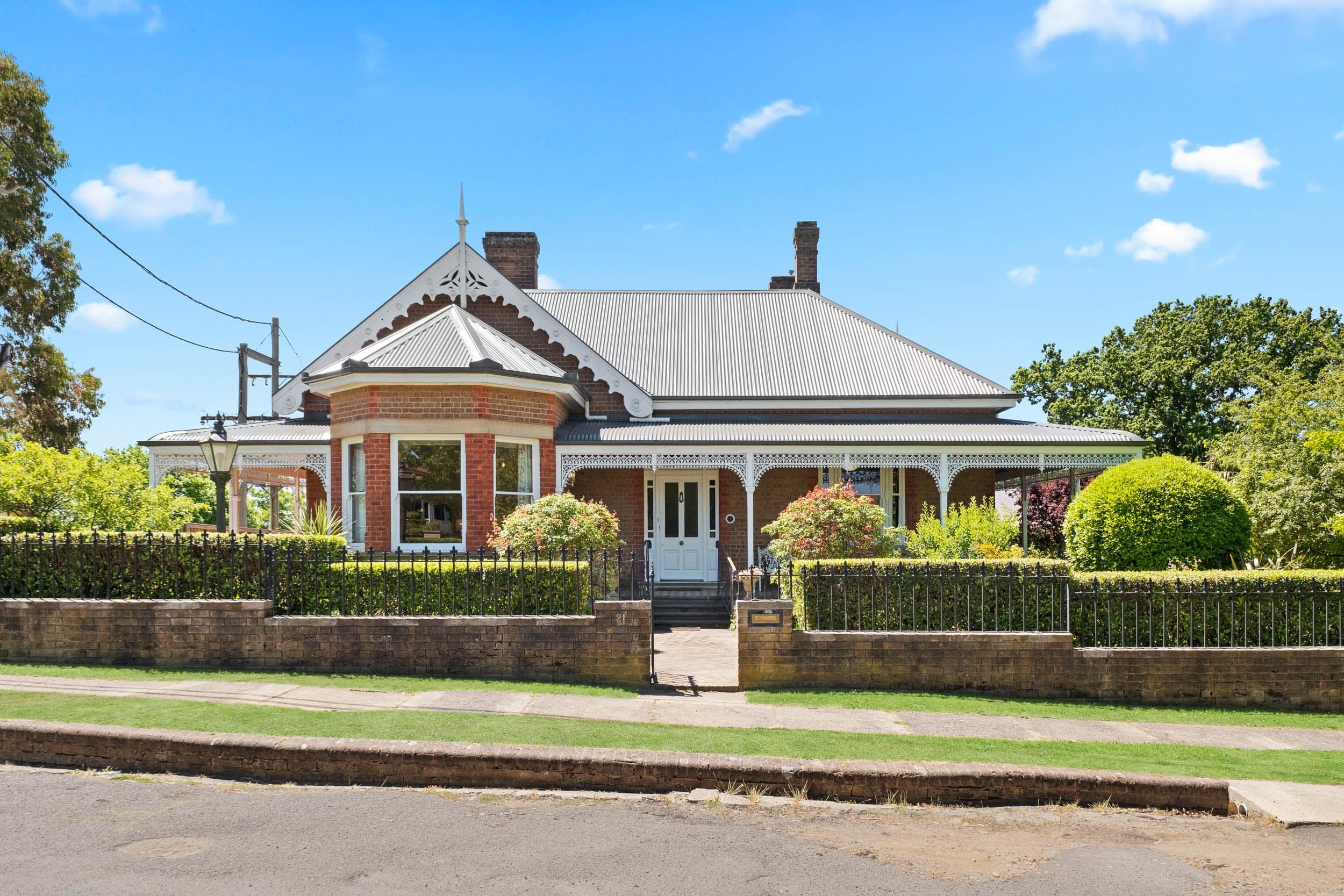 21 Hurst Street, Goulburn NSW 2580, Goulburn - Image 1
