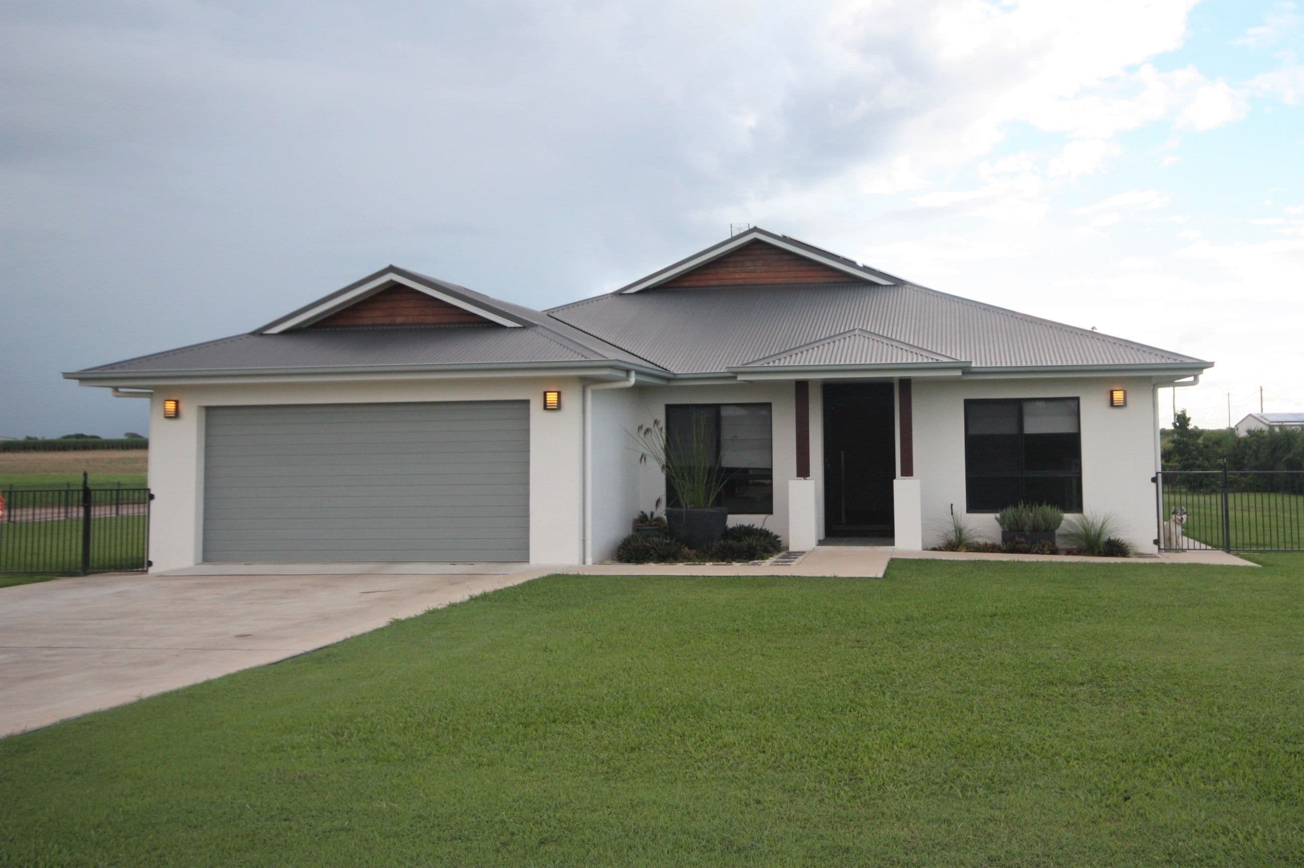 204 Old Clare Road, Ayr QLD 4807, Ayr - Image 1