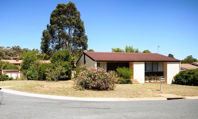 1 Nunki Place, GIRALANG ACT 2617, Giralang - Image 1
