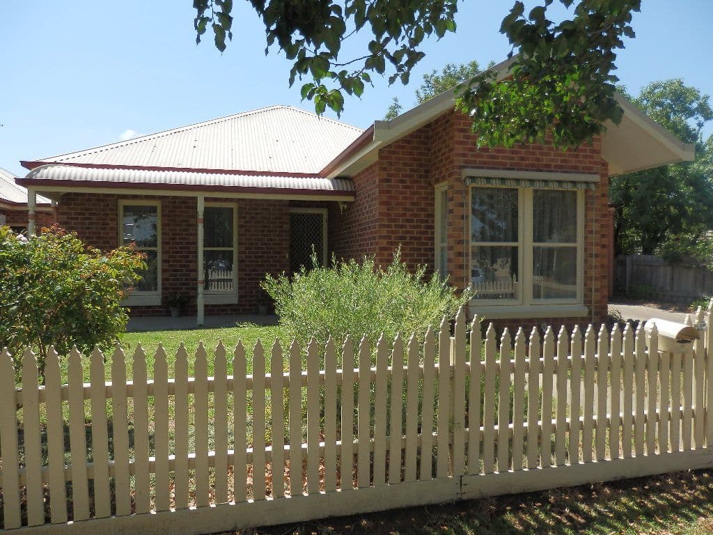 135 Pakenham Street, ECHUCA VIC 3564, Echuca - Image 1