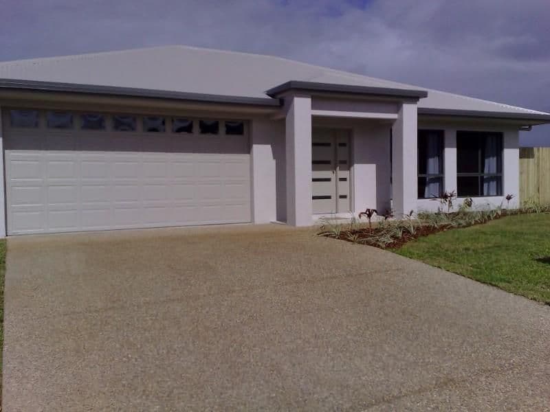 25-27 Tyrconnell Crescent, Redlynch QLD 4870, Redlynch - Image 1