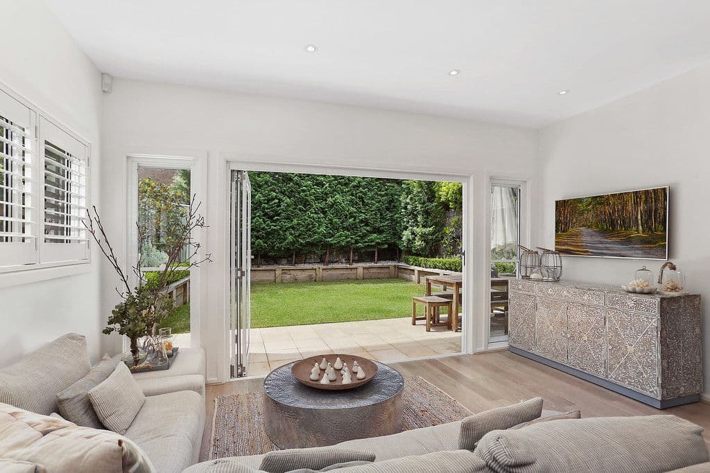 18 Roberts Street, Rose Bay - Image 1