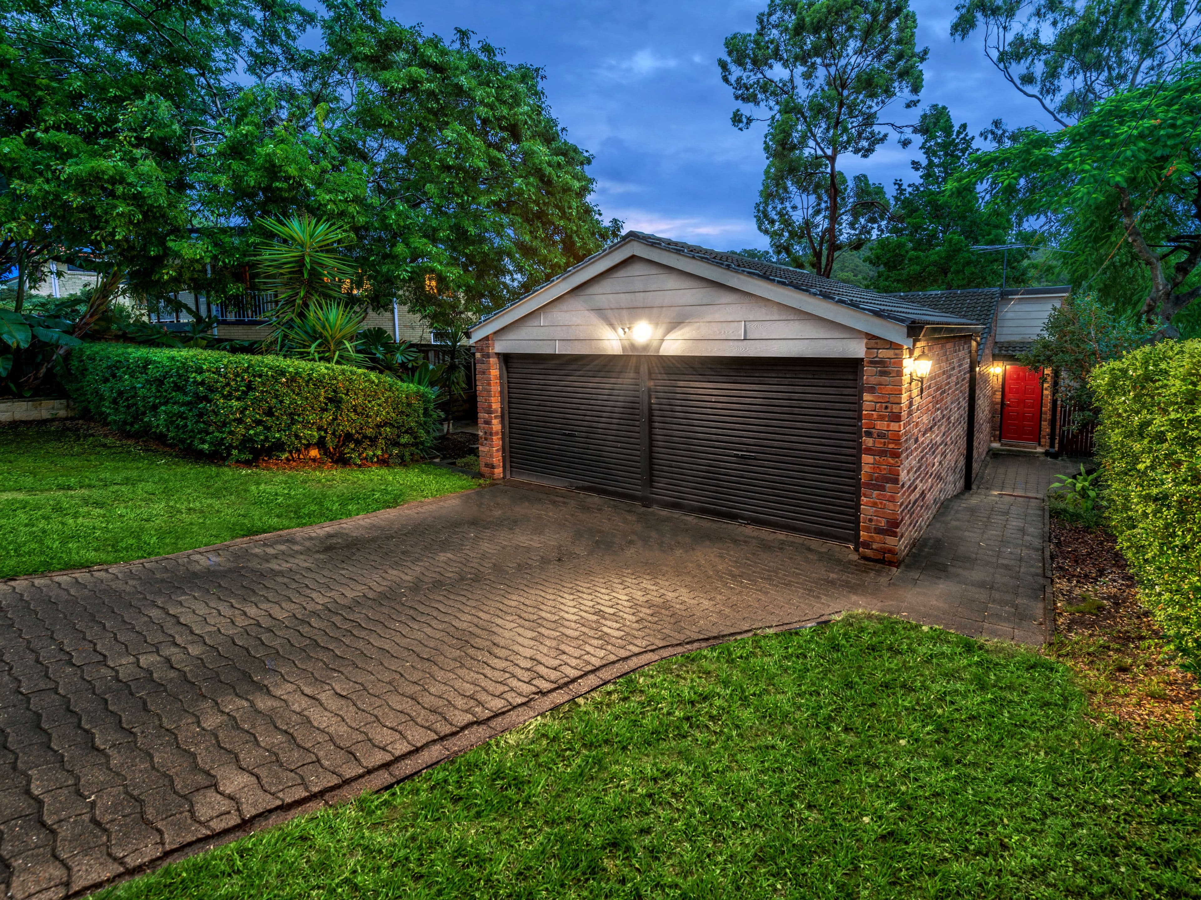 91 Burbong Street, Chapel Hill QLD 4069, Chapel Hill - Image 1