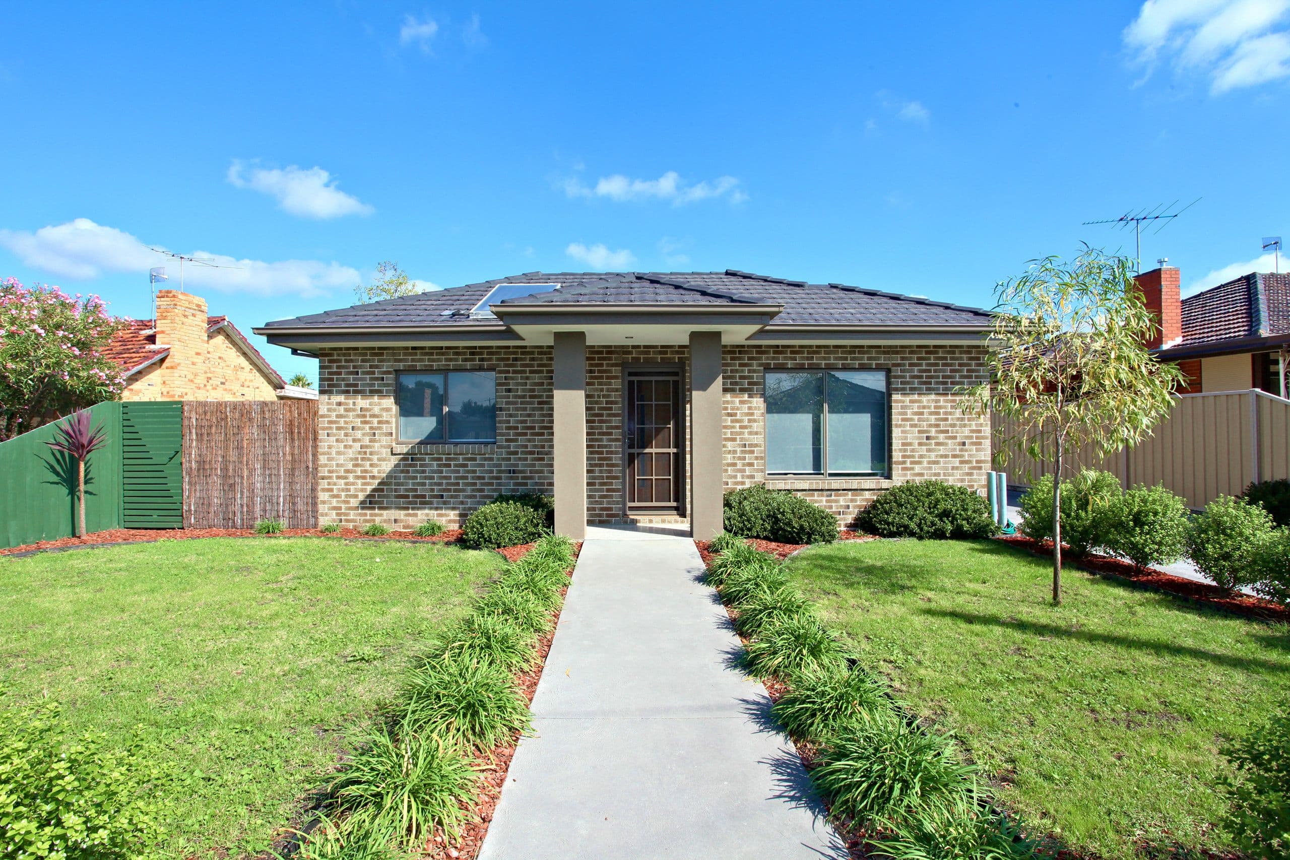 19 Poplar Street, Thomastown VIC 3074, Thomastown - Image 1