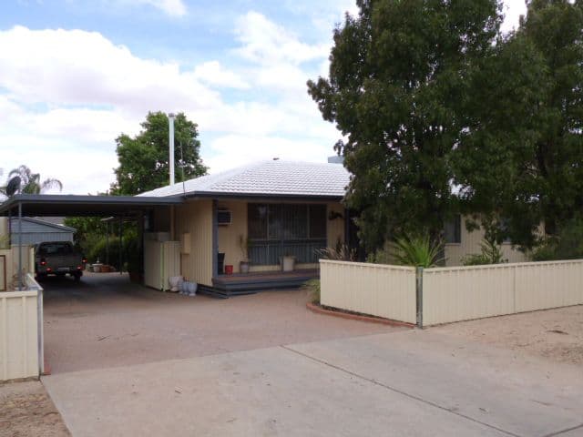 17 Sixth Street, LOXTON SA 5333, Loxton - Image 1