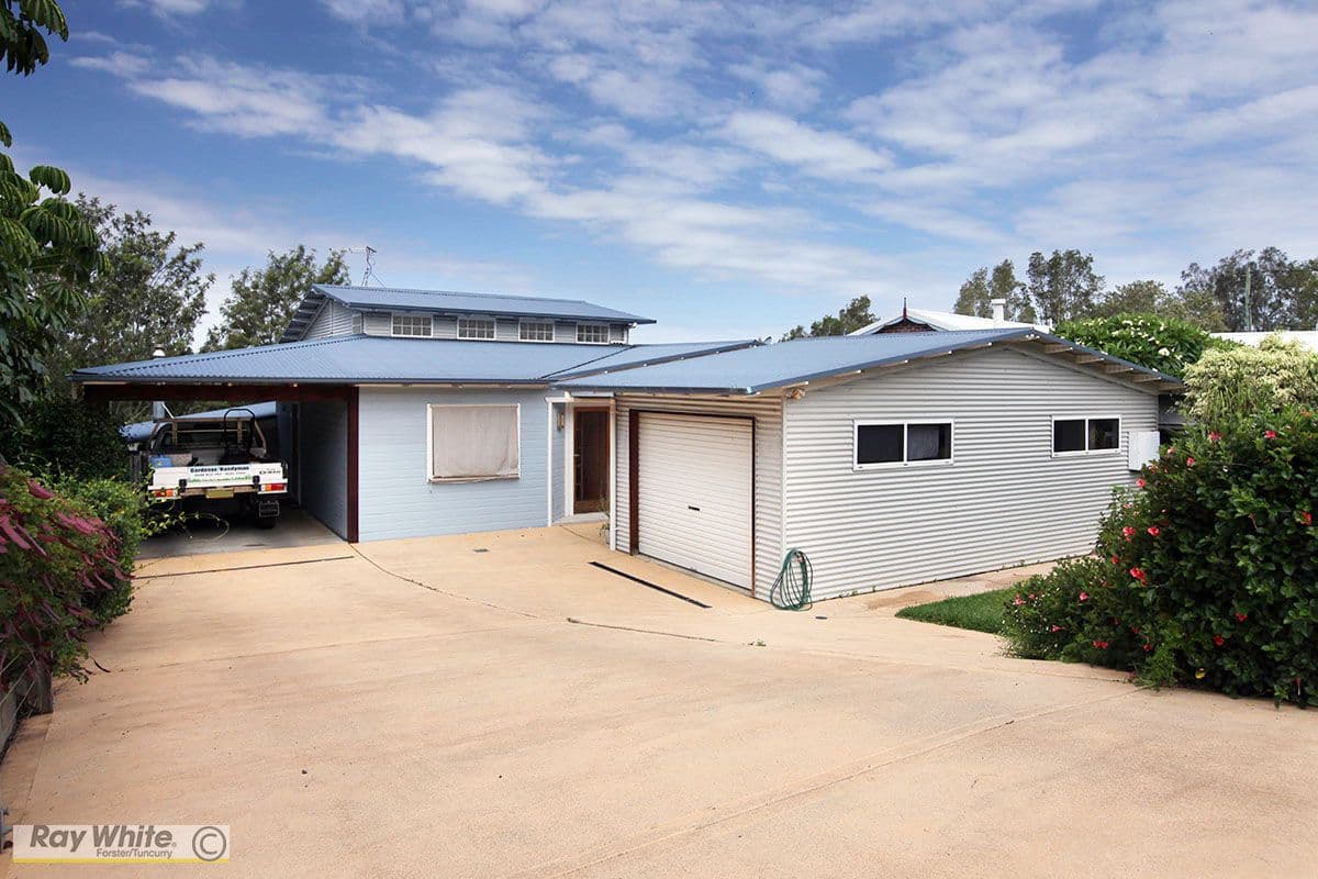 22 Emerald Place, Green Point - Image 1