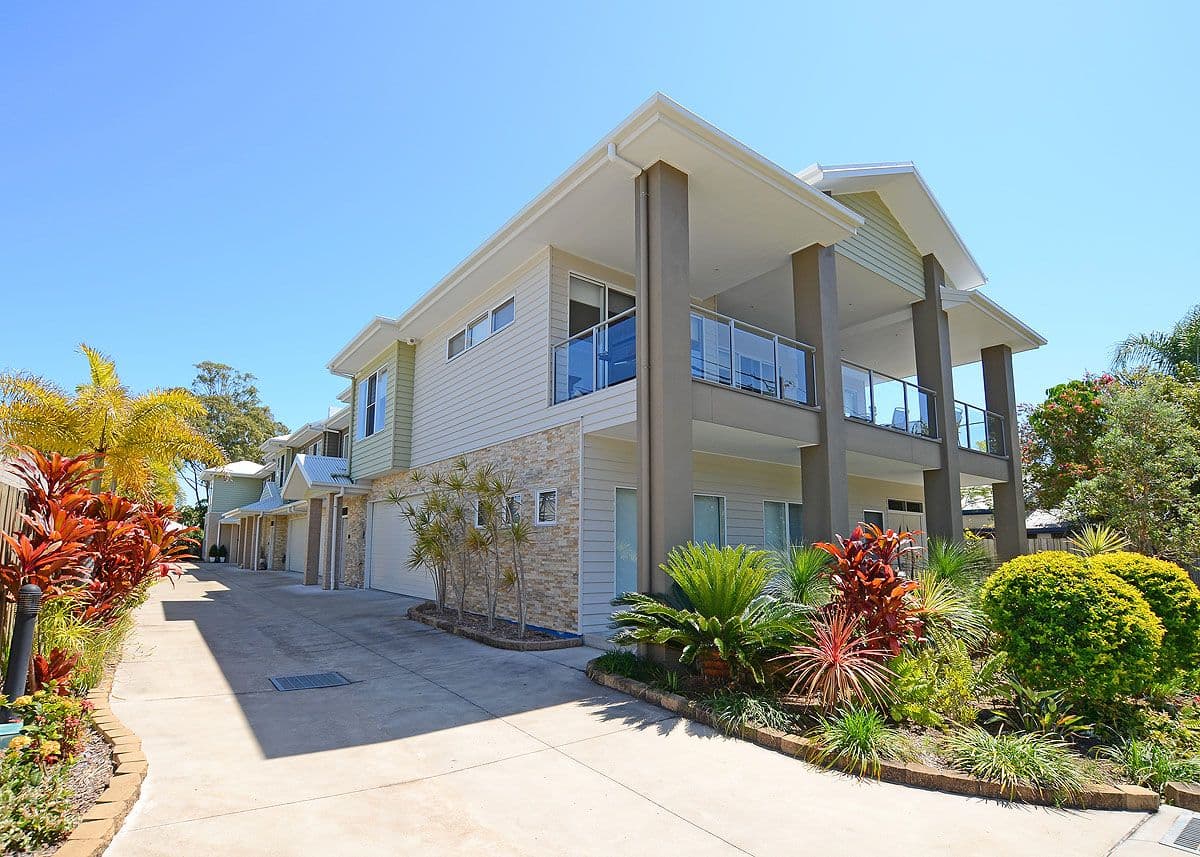 5 Pulgul Street, Urangan QLD 4655, Urangan - Image 1