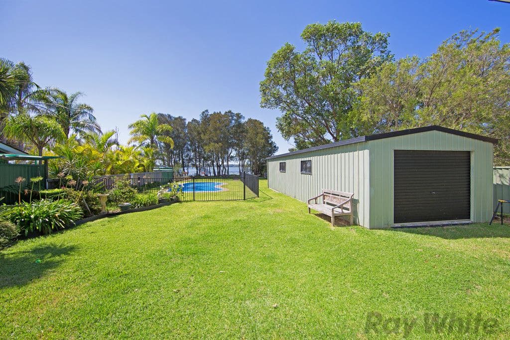 11 Panorama Avenue, Charmhaven - Image 1