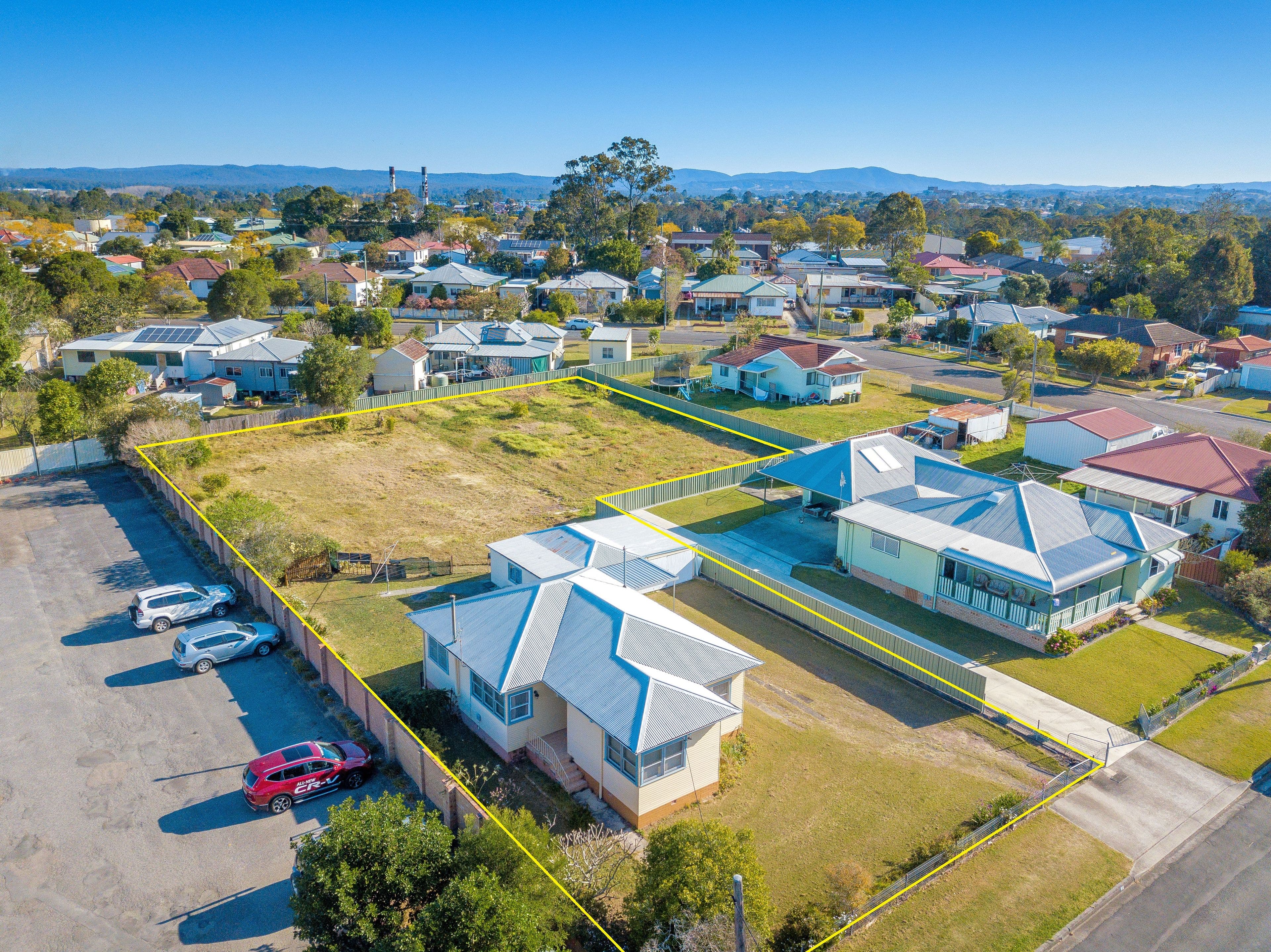 12 Milligan Street, Taree - Image 1