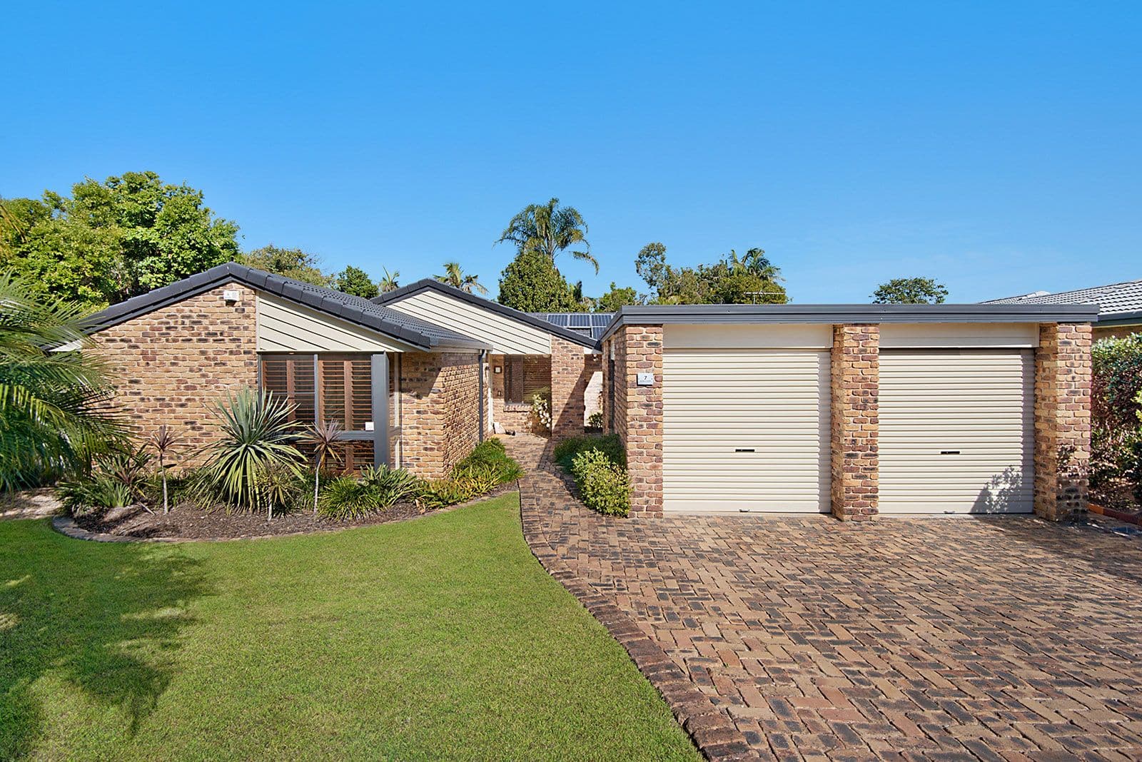 7 Narell Court, Sunnybank Hills QLD 4109, Sunnybank Hills - Image 1