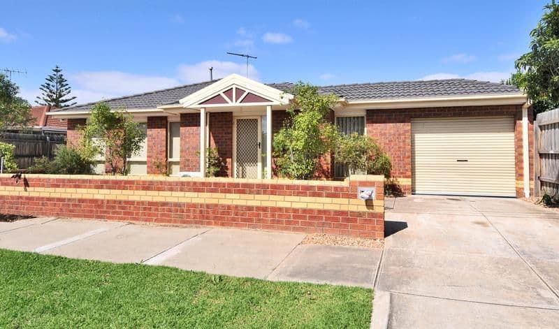 21 Banksia Grove, TULLAMARINE VIC 3043, Tullamarine - Image 1
