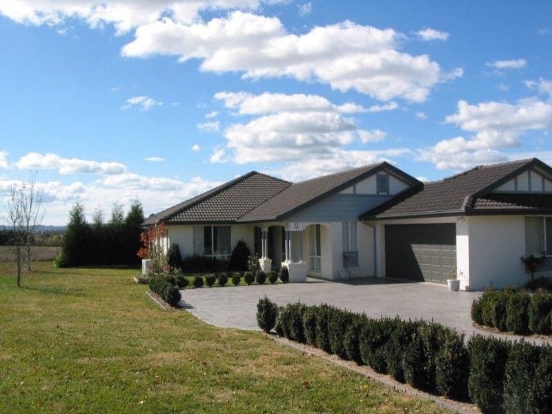 MOSS VALE NSW 2577, Moss Vale - Image 1