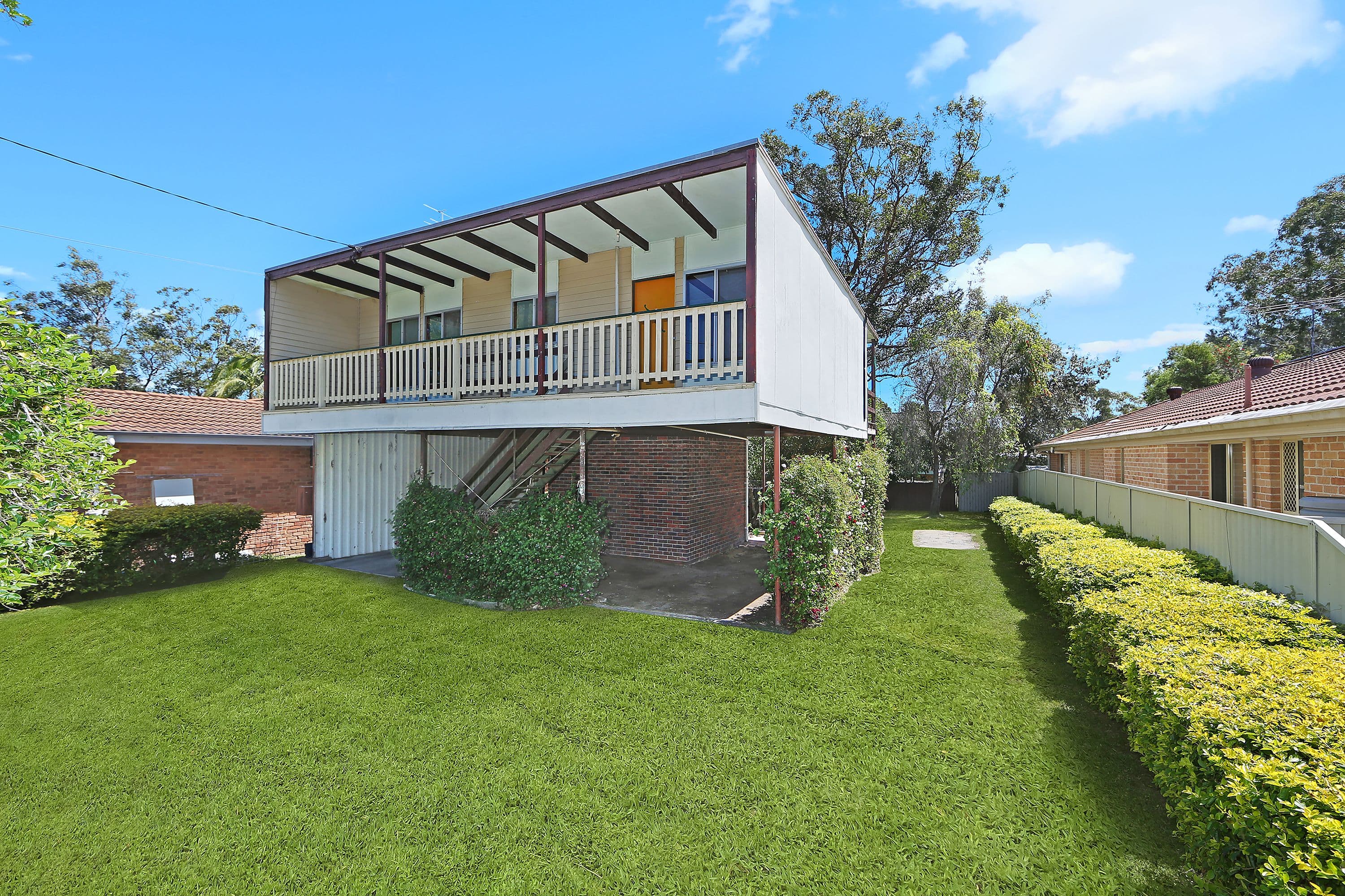 10 Nirringa Road, Summerland Point - Image 1