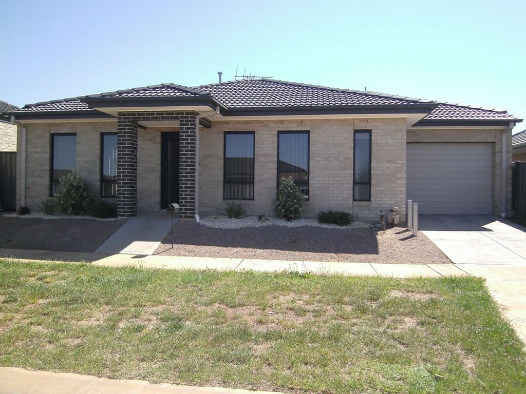 4 Evatt Greens, POINT COOK VIC 3030, Point Cook - Image 1