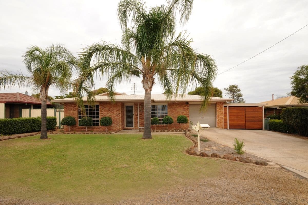 73 Hamlyn Road, OAKEY QLD 4401, Oakey - Image 1