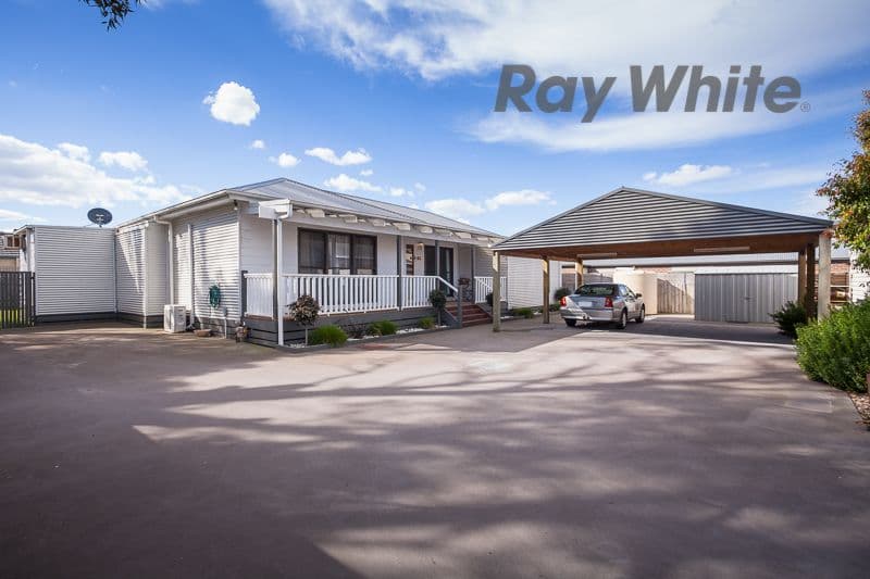 32 Eramosa Road East, Somerville VIC 3912, Somerville - Image 1