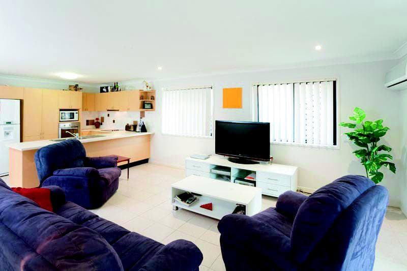 16/27 Rosebery Avenue, Springfield Lakes - Image 1