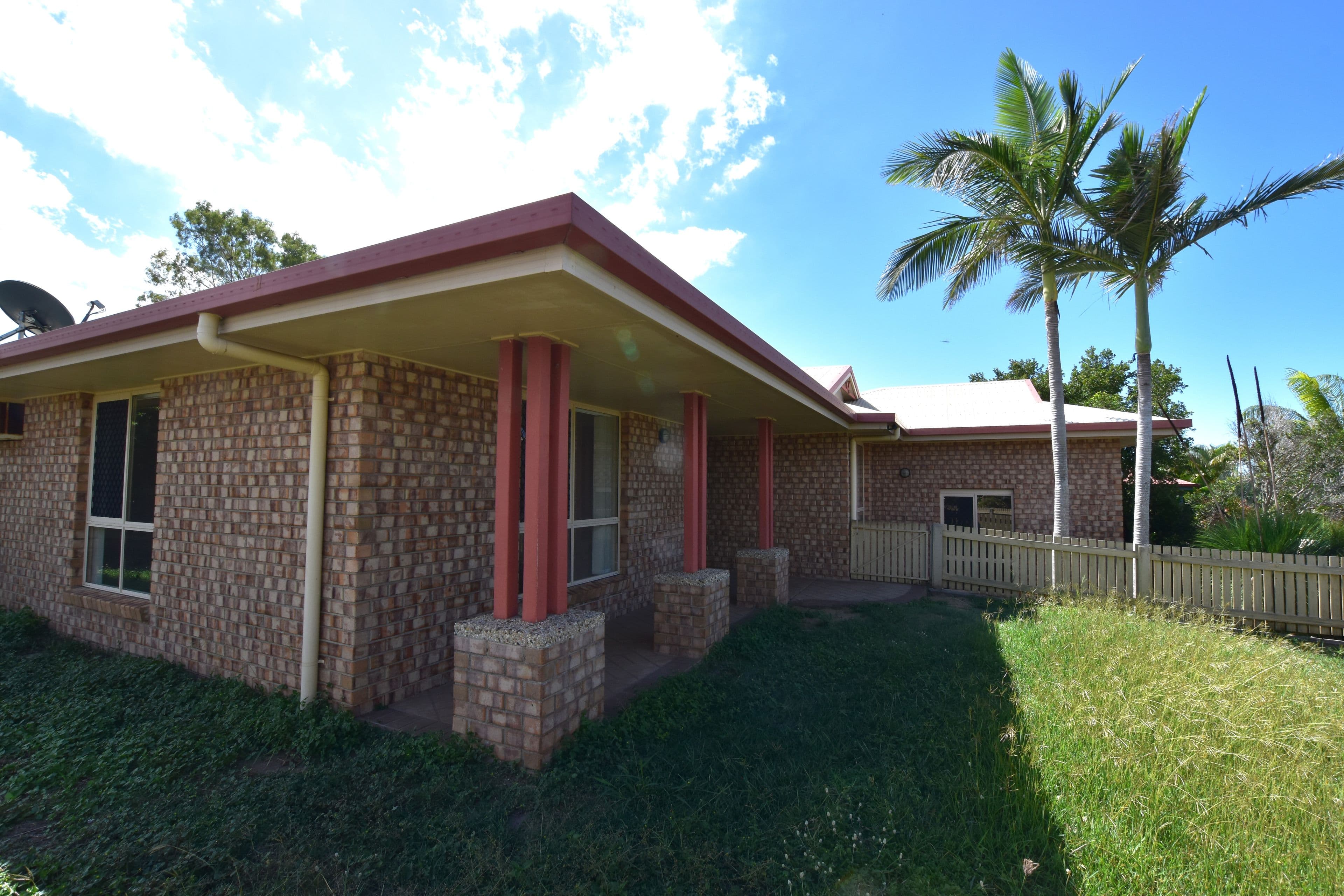4 Montrose Place, New Auckland QLD 4680, New Auckland - Image 1