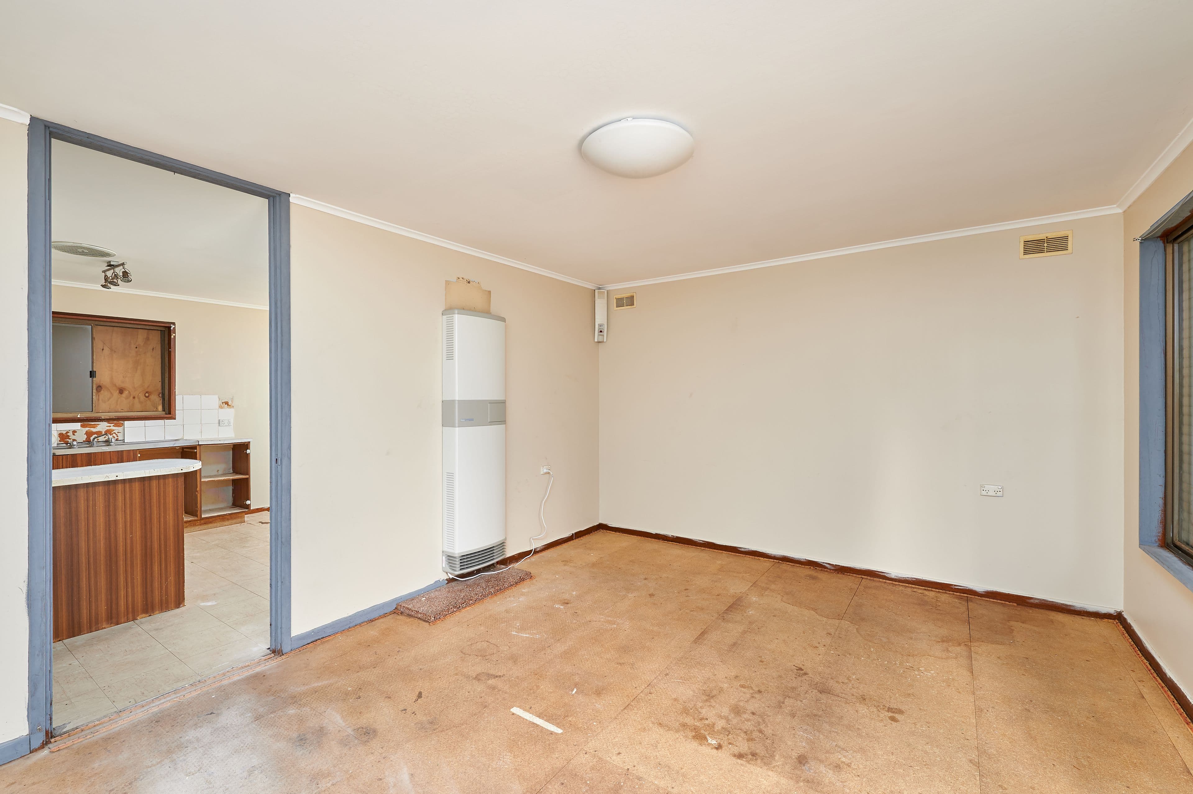 2 Kenny Place, Tolland - Image 1