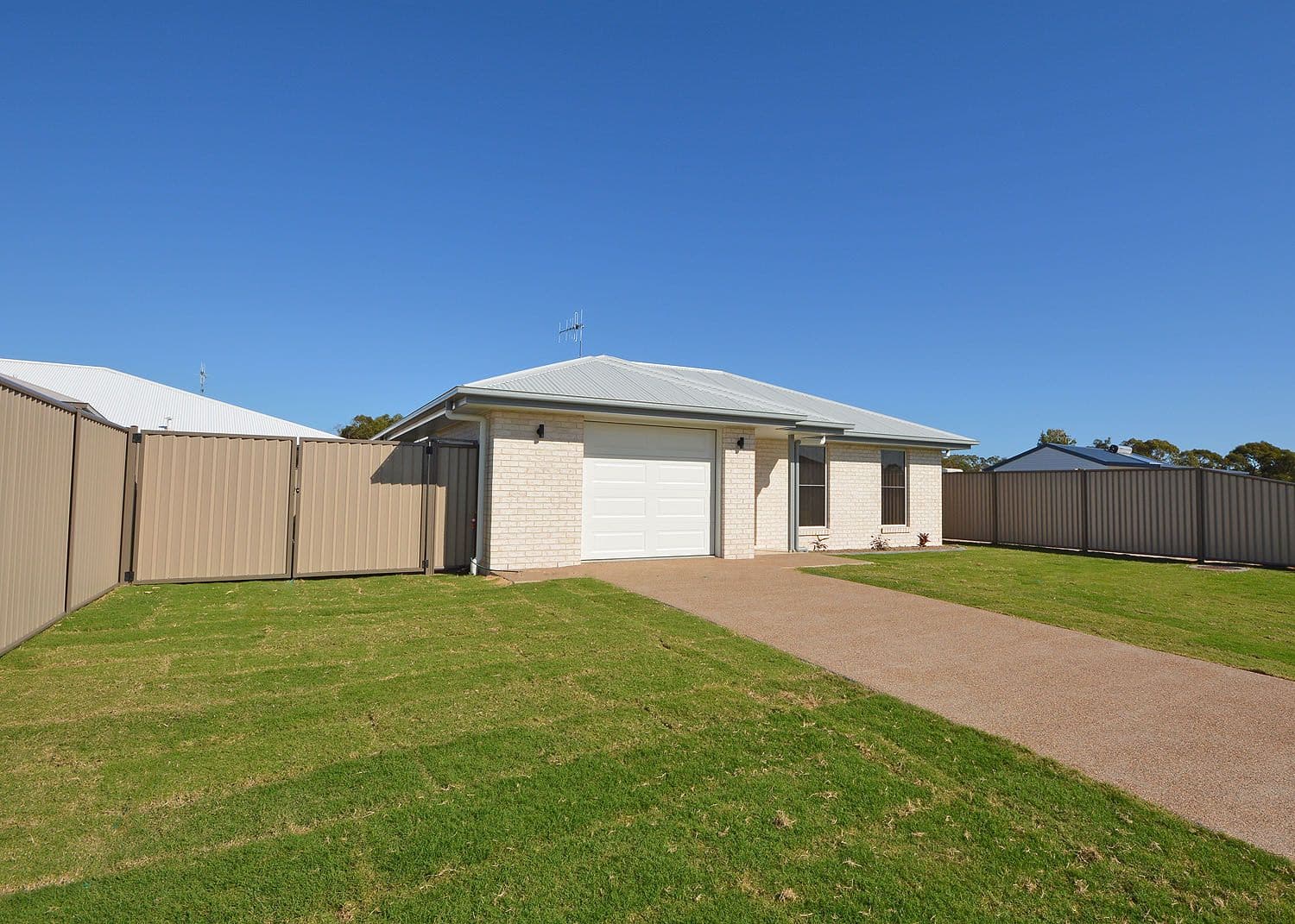 8 Cheellii Court, Burrum Heads QLD 4659, Burrum Heads - Image 1