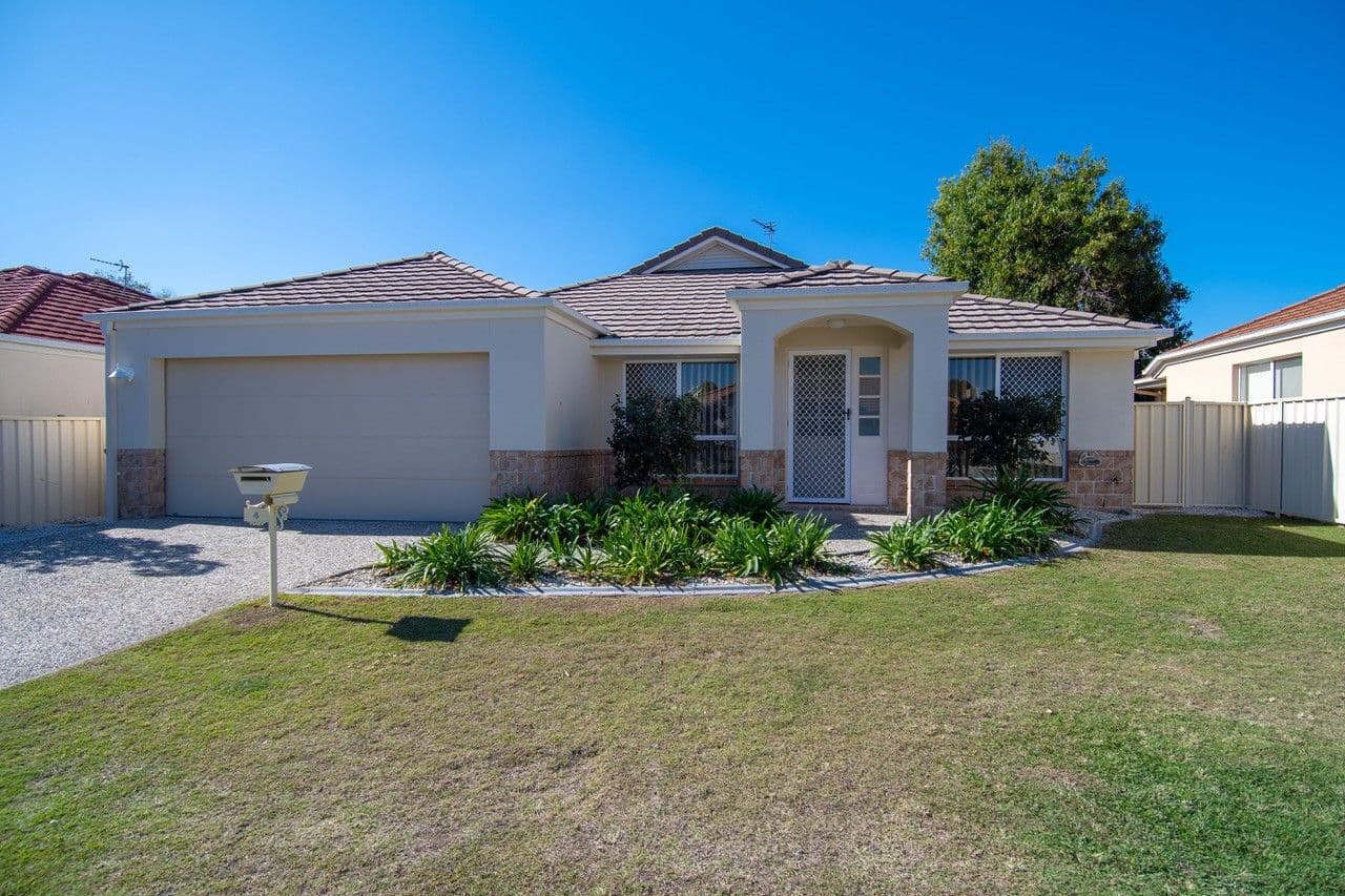 4 Dylan Street, Arundel QLD 4214, Arundel - Image 1
