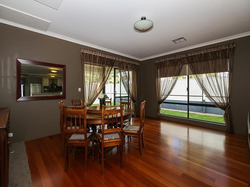 8 Seine Mews, Champion Lakes WA 6111, Champion Lakes - Image 1
