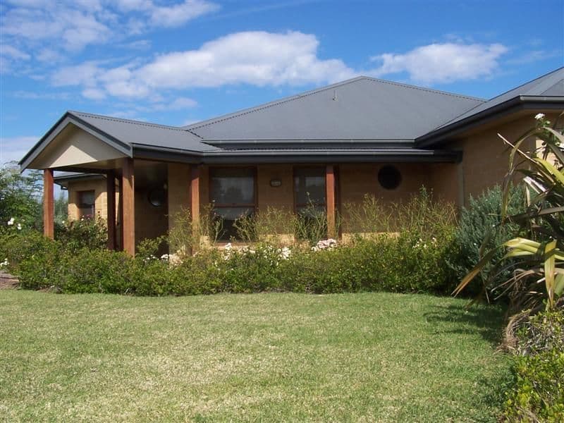 11 Lakeside Circuit, DUBBO NSW 2830, Dubbo - Image 1
