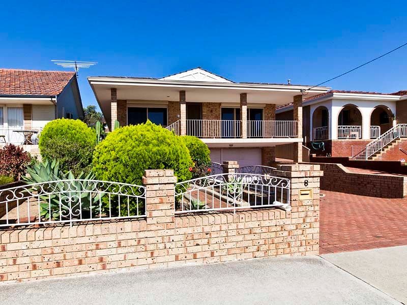 8 York Street, BEACONSFIELD WA 6162, Beaconsfield - Image 1