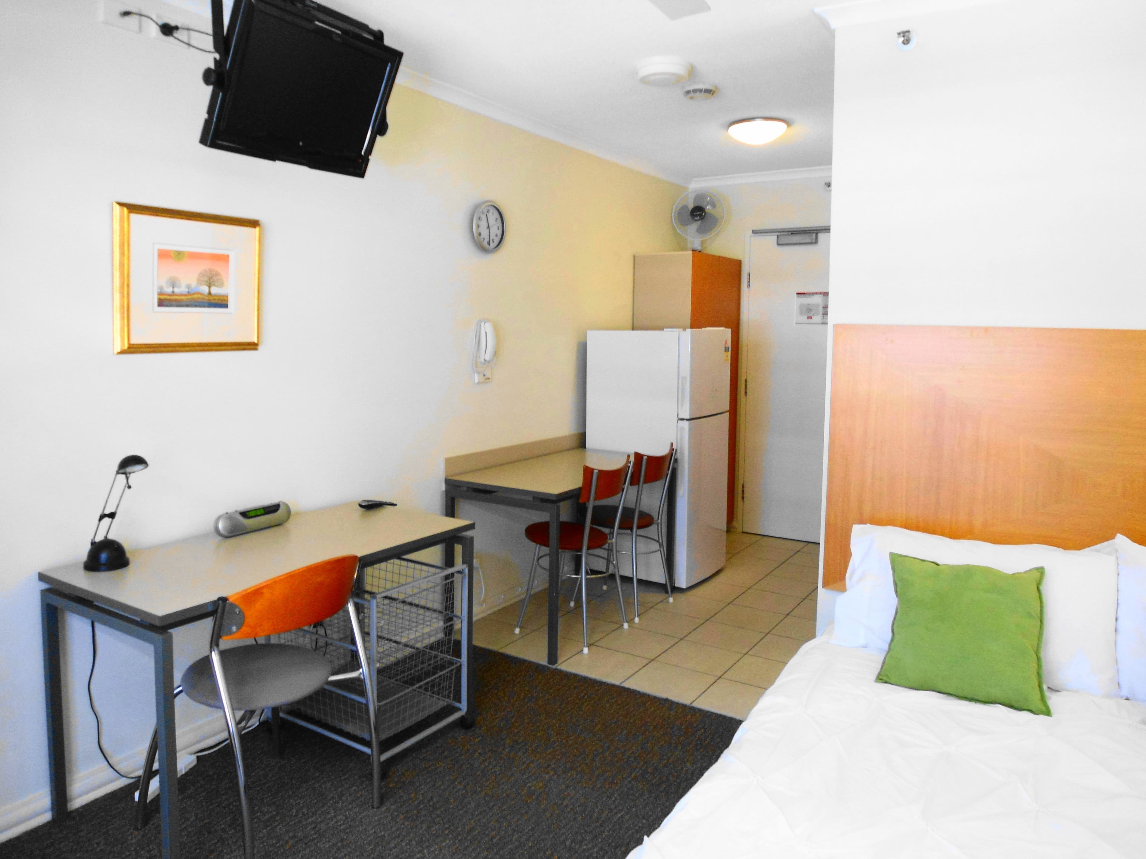 188 Shafston Avenue, Kangaroo Point QLD 4169, Kangaroo Point - Image 1