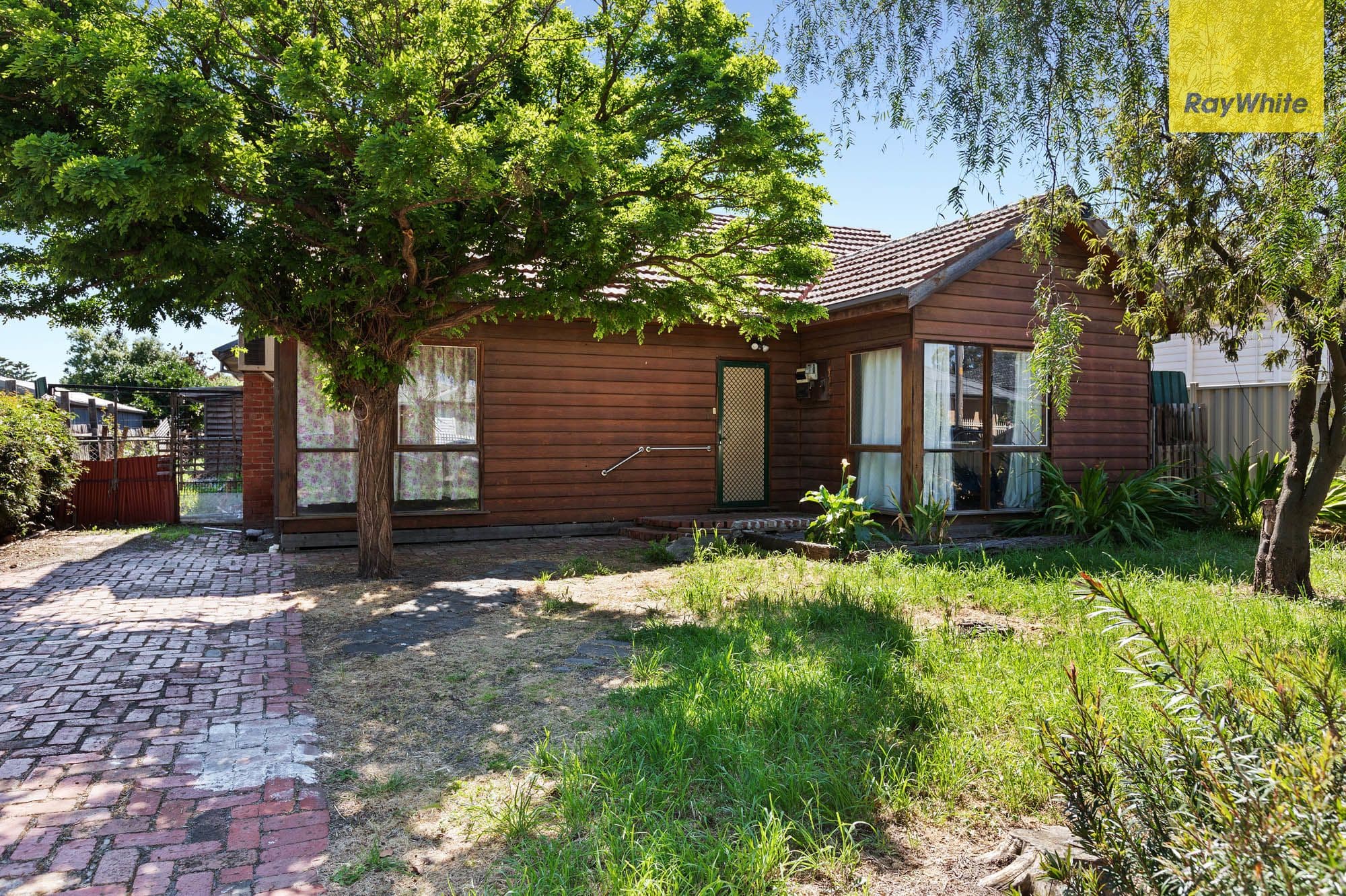9 Vincent Avenue, St Albans VIC 3021, St Albans - Image 1