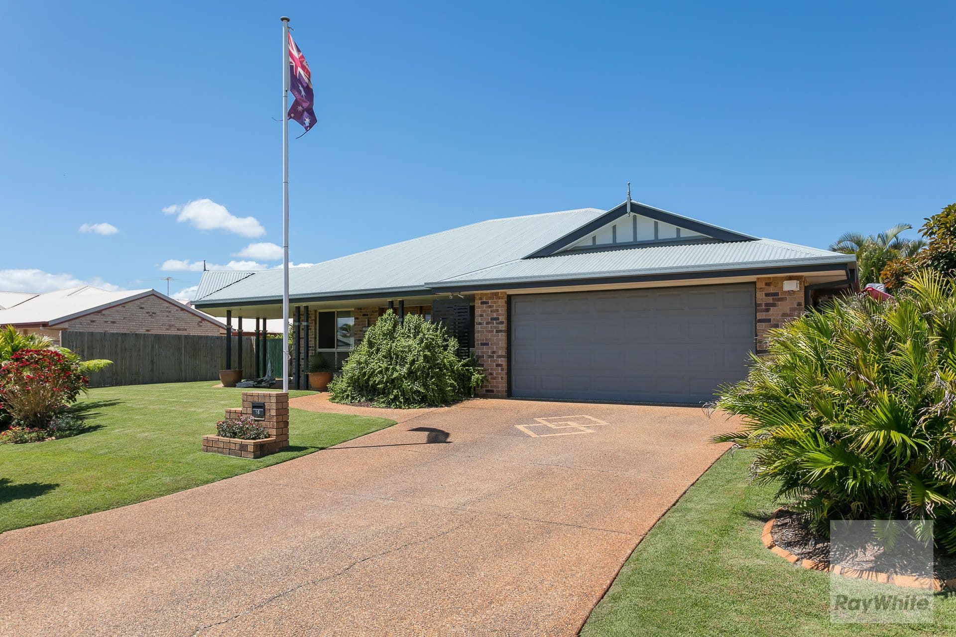 16 Viewfield Street, Redland Bay QLD 4165, Redland Bay - Image 1