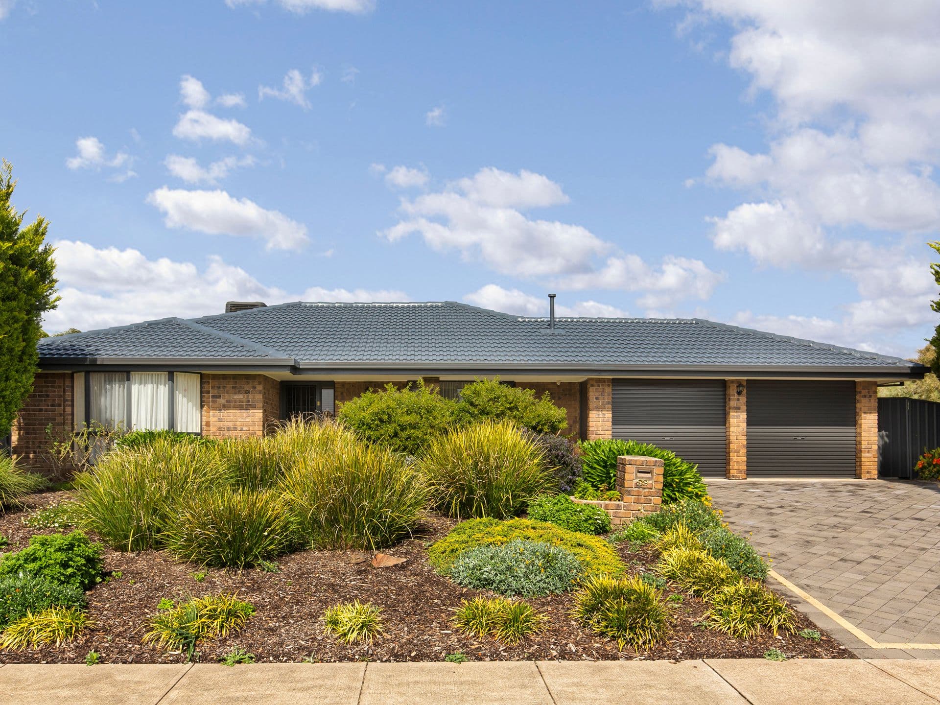 38 Equestrian Drive, Woodcroft SA 5162, Woodcroft - Image 1