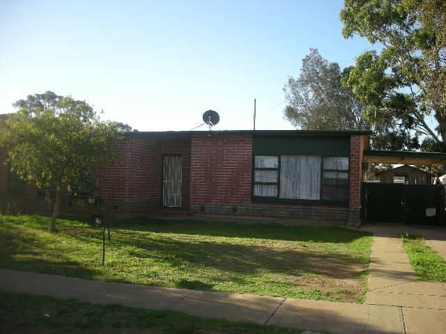 10 Southan Street, SMITHFIELD PLAINS SA 5114, Smithfield Plains - Image 1