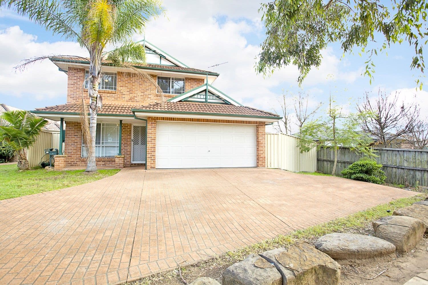 1 Buna Close, Glenmore Park - Image 1