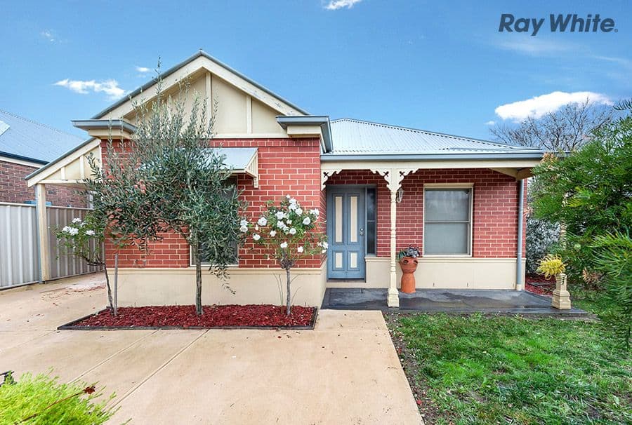16 Squires Court, Caroline Springs VIC 3023, Caroline Springs - Image 1