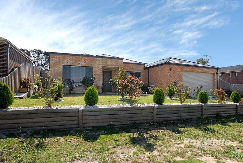 15 Daventry Court, BERWICK VIC 3806, Berwick - Image 1