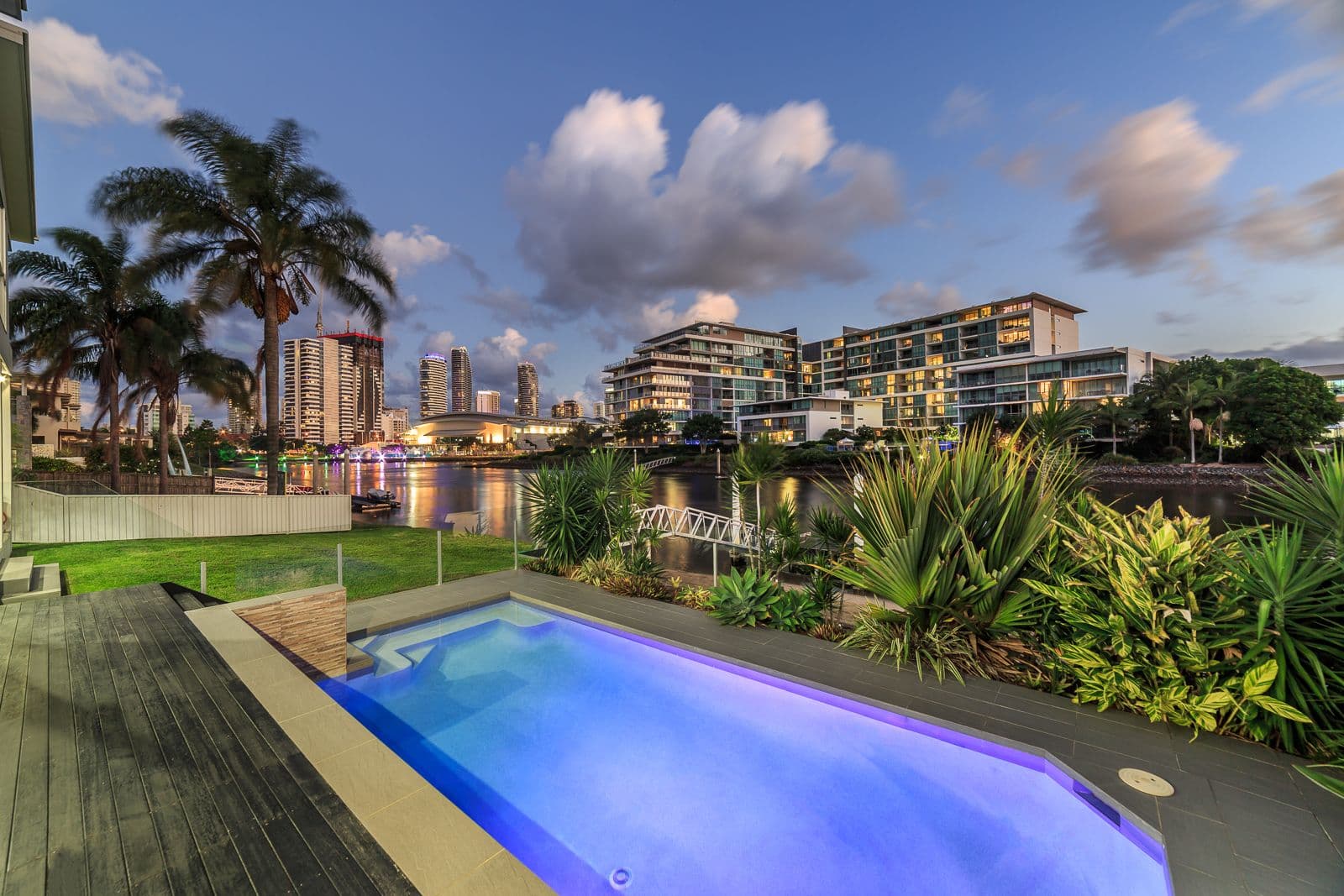 129 Allambi Avenue, Broadbeach Waters QLD 4218, Broadbeach Waters - Image 1
