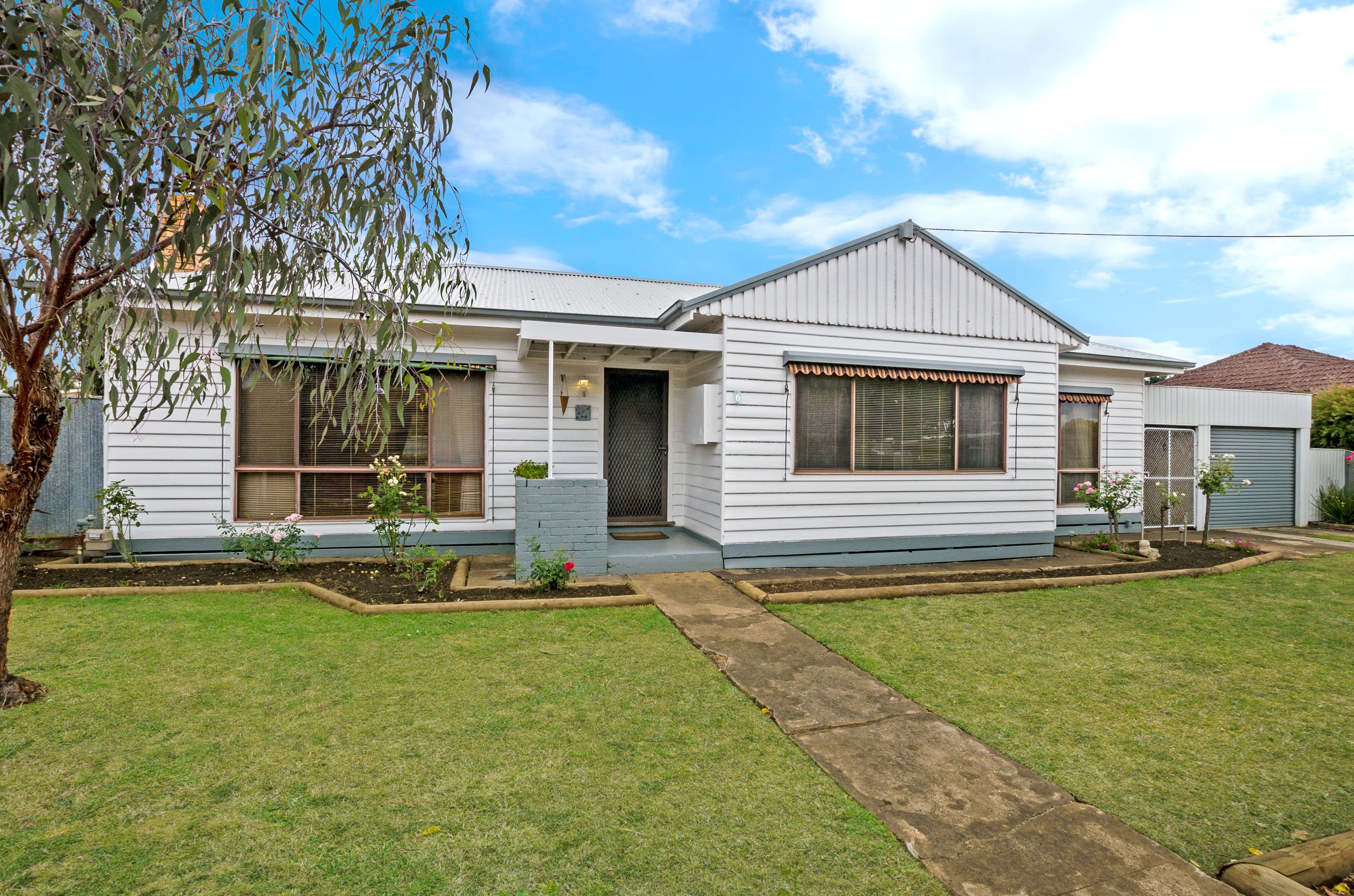 6 Patterson Avenue, Hamilton VIC 3300, Hamilton - Image 1