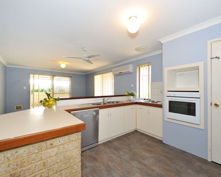 1 Gazelle Pass, Warnbro WA 6169, Warnbro - Image 1