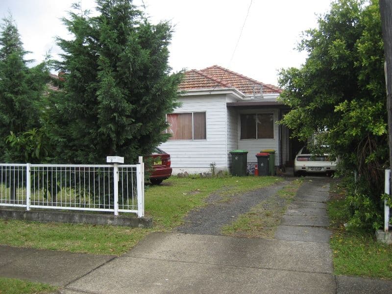 9 Avoca Street, YAGOONA NSW 2199, Yagoona - Image 1