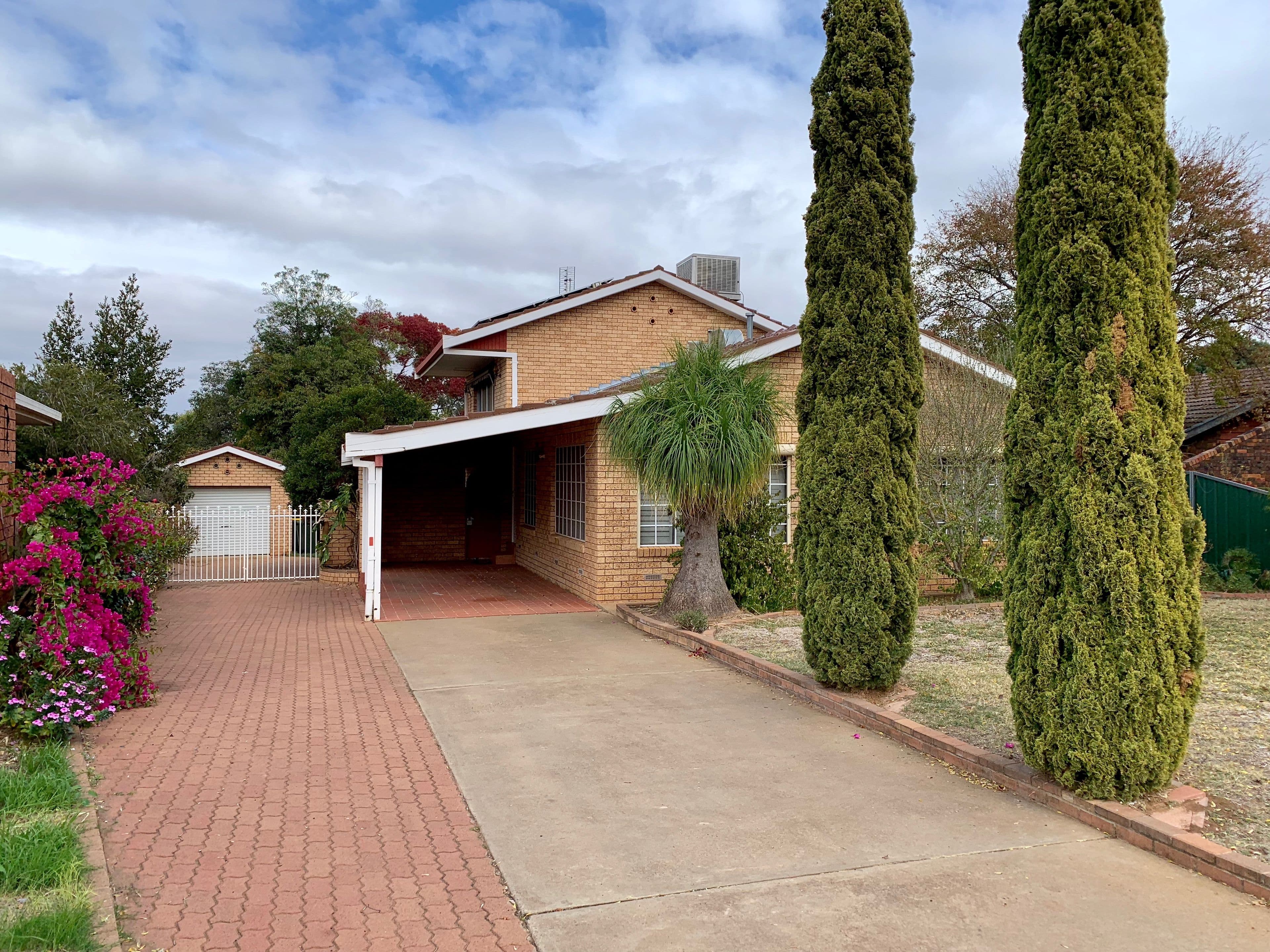 35 Alder Place, Dubbo - Image 1