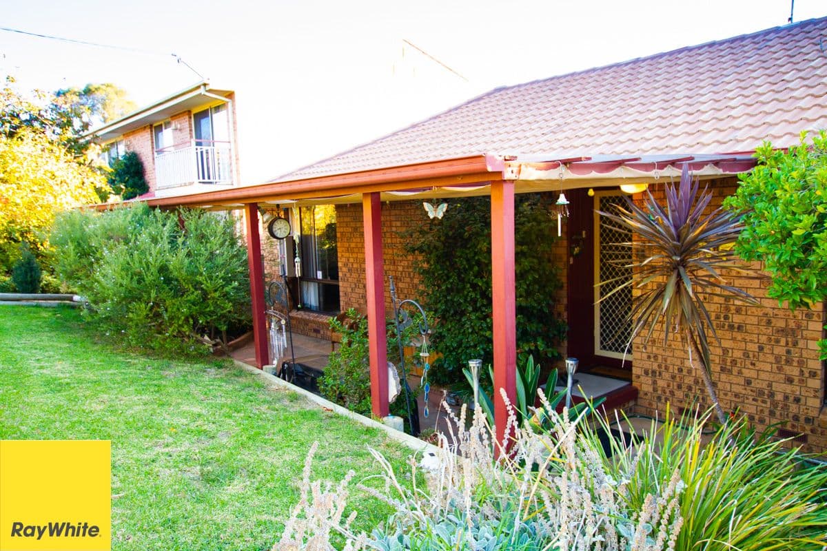 37 Yeo Crescent, Yass - Image 1
